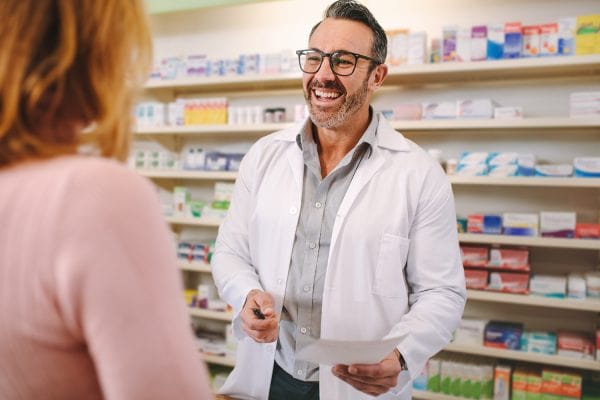 Local Pharmacies vs. Chain Stores – What You Need to Know